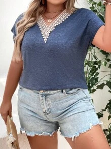 SHEIN LUNE 大碼拼接水溶蕾絲蝙蝠袖T恤 - 藏蓝色 - 查看 5