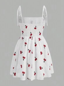 SHEIN MOD Vestido de tirantes con bordado con patrón de cereza de hombros con cordón - Blanco - Ver 2