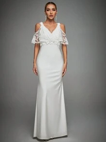 Contrast Lace Cold Shoulder Mermaid Hem Wedding Dress - White - View 3