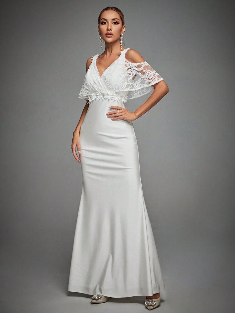 Contrast Lace Cold Shoulder Mermaid Hem Wedding Dress - White - View 5