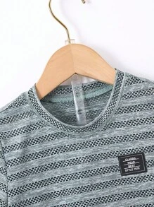 SHEIN 男嬰字母補丁細節T恤和短褲 - 綠色 - 查看 6