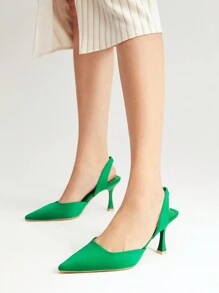 MOTF X Nour PREMIUM PYRAMID HEELED SLINGBACK PUMPS - Green - View 2