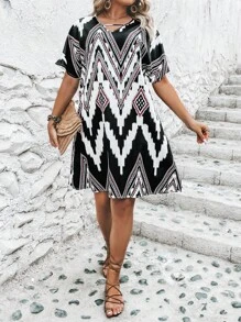 SHEIN LUNE Đầm Plus Size Cắt ra Hình học Bộ lạc Boho - Nhiều màu - Xem 3