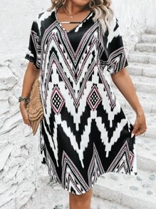 SHEIN LUNE Đầm Plus Size Cắt ra Hình học Bộ lạc Boho - Nhiều màu - Xem 5