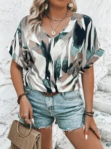 SHEIN LUNE 大碼滿版印花蝙蝠袖襯衫