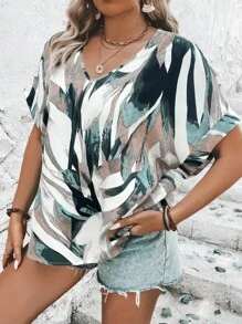 SHEIN LUNE 大碼滿版印花蝙蝠袖襯衫