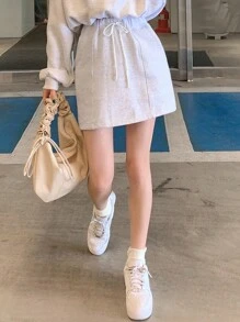 DAZY 腰部抽繩斜口袋半身裙 - 淺灰色 - 查看 4