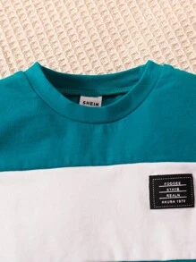 Conjunto de camiseta y pantalón corto para bebé niño, casual de verano con estampado de letras y bloques de color - Agua verde azul - Ver 3