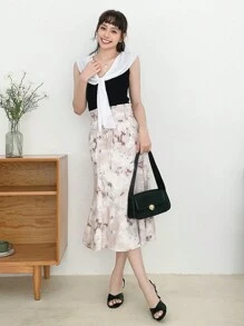 DAZY Colourblock Tie Front Knit Top - Black and White - View 11