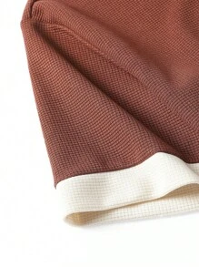 Aesthetic Post--Men Letter Graphic Contrast Trim Tee & Drawstring Waist Shorts - Coffee Brown - View 5