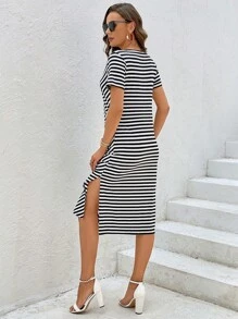 SHEIN Essnce 條紋印花V領T恤連衣裙