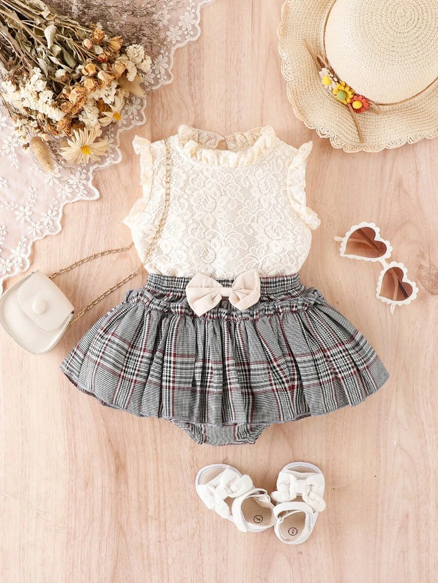 嬰兒褶邊蕾絲上衣和格紋前蝴蝶結裙裤 - 彩色 - 查看 1