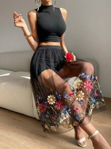 Breezaya 小高領背心上衣和花卉刺繡網紗覆蓋半身裙 - 黑色 - 查看 3