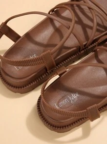 女士防滑交叉平底涼鞋,優雅棕色PVC露跟涼鞋 - 棕色 - 查看 4