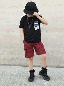 SHEIN 男孩翻蓋口袋彈性腰帶短褲 - 酒紅色 - 查看 3