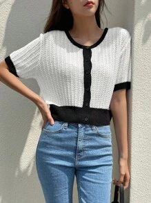 DAZY 拼接邊前紐扣T恤 - 黑與白 - 查看 4