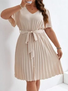 SHEIN Frenchy Đầm Plus Size Thắt lưng Xếp li màu trơn Giải trí - Màu be - Xem 3