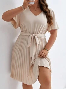 SHEIN Frenchy Đầm Plus Size Thắt lưng Xếp li màu trơn Giải trí - Màu be - Xem 5
