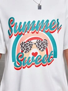 SHEIN Leap Crew 適合青少女的字母圖形T恤和條紋摩托車短褲