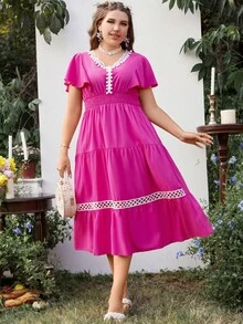 SHEIN Holidaya Đầm Plus Size Tương phản ren Viên lá sen Dải chun Khối Màu Giải trí - Màu Hồng Tươi - Xem 6