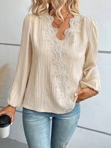 SHEIN LUNE 鏤空蕾絲花邊燈籠袖襯衫 - 米色 - 查看 6