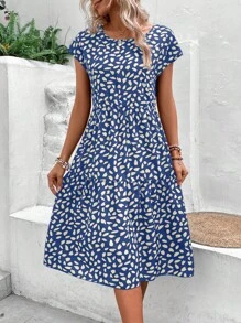 SHEIN VCAY 滿版印花蝙蝠袖荷葉邊娃娃裙 - 藍白色 - 查看 1