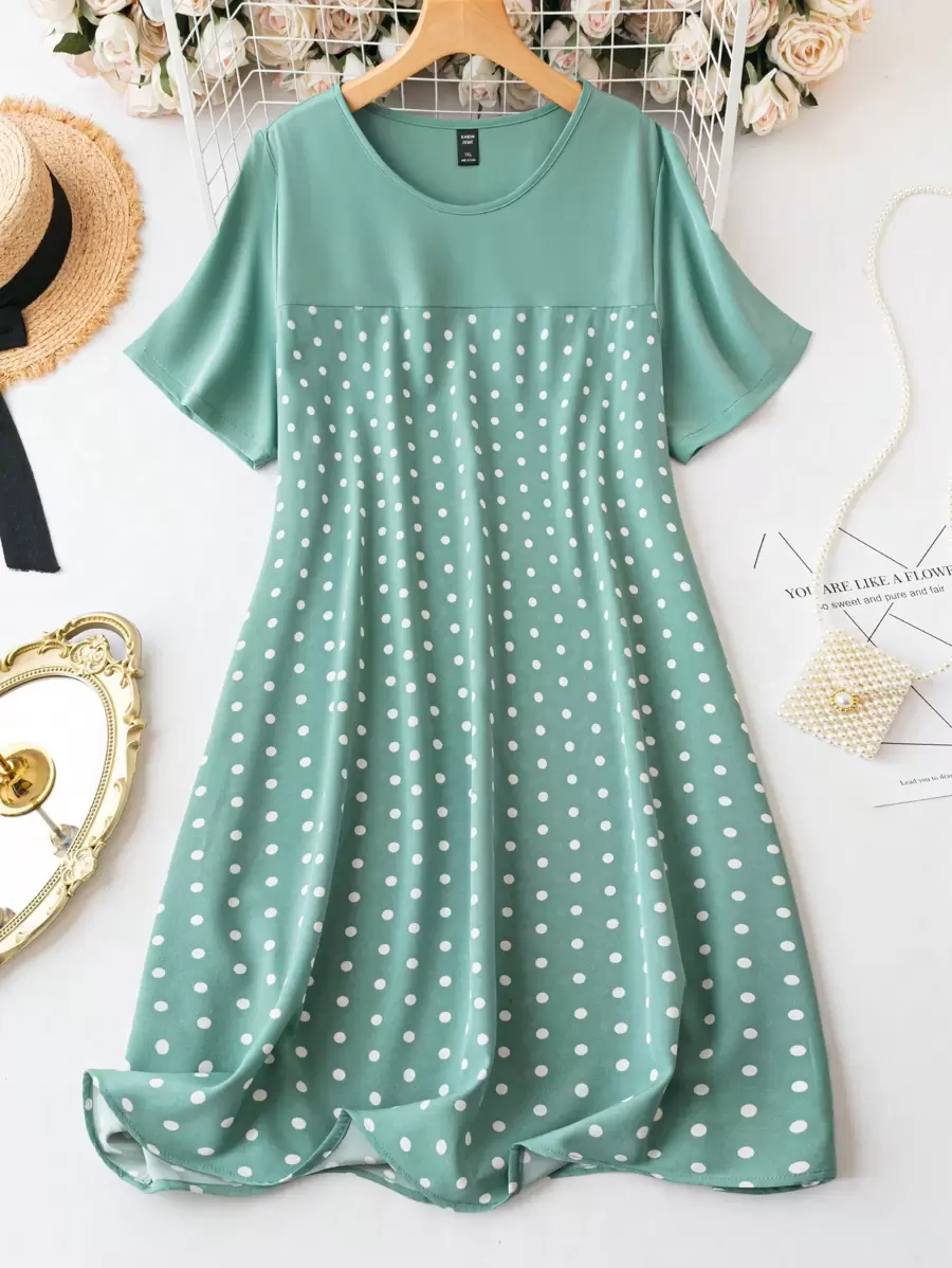 Plus Size Women's Polka Dots & Solid Color Short Sleeve Dress - Green - View 1