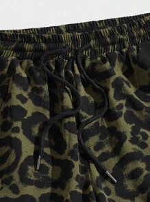 GENTILAND 男士豹紋印花腰部抽繩短褲 - 軍綠色 - 查看 4