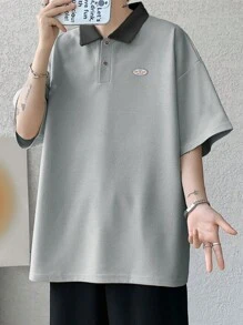 Manfinity Hypemode Lỏng lẻo phù hợp Nam Áo polo Với Lá thư Vá lại , Cổ áo tương phản Và Thả vai Thiết kế - Xám - Xem 1