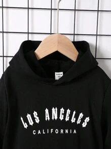 SHEIN 小男童字母圖案袋鼠口袋連帽衫