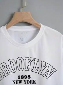 INAWLY Letter Graphic Crop Tee