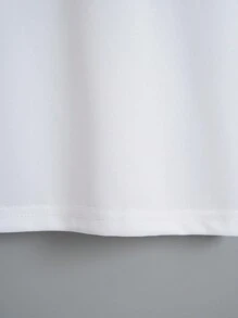 INAWLY Letter Graphic Crop Tee