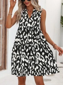 SHEIN LUNE In Toàn bộ Cổ có Lỗ hổng Xù Hoa Sen Váy Smock - Đen và trắng - Xem 3