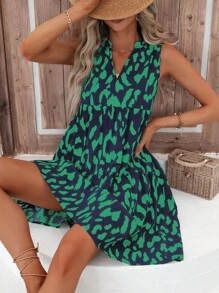 SHEIN VCAY 滿版印花缺口領荷葉邊娃娃裙 - 彩色 - 查看 1