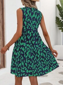 SHEIN VCAY 滿版印花缺口領荷葉邊娃娃裙 - 彩色 - 查看 2