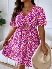 SHEIN Clasi Đầm Plus Size Cắt ra Viên lá sen xoắn lại Hoa Tất cả trên in Boho - Nhiều màu - Xem 6