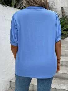 SHEIN LUNE 大碼缺口領泡泡袖T恤 - 淺藍色 - 查看 2