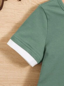 SHEIN 男嬰字母補丁細節拼接邊T恤和短褲 - 綠色 - 查看 3