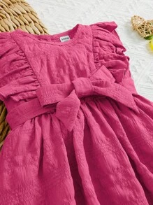 SHEIN Váy trơn màu dễ thương cho bé gái mùa hè có thắt lưng, quần yếm buộc eo nhún bèo cho trẻ sơ sinh - Màu Hồng Tươi - Xem 3