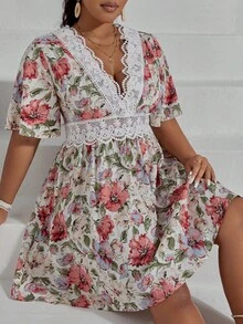 SHEIN VCAY 大碼印花拼接水溶蕾絲洋裝 - 彩色 - 查看 5