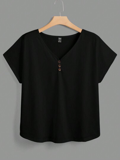 SHEIN LUNE 大碼素色蝙蝠袖紐扣細節T恤