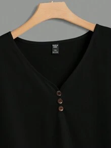 SHEIN LUNE Plus Solid Batwing Sleeve Button Detail Tee - Black - View 3