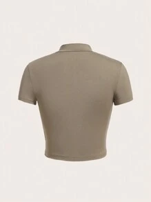 SHEIN ICON 字母貼布拉鏈開襟小高領T恤 - 卡其色 - 查看 2