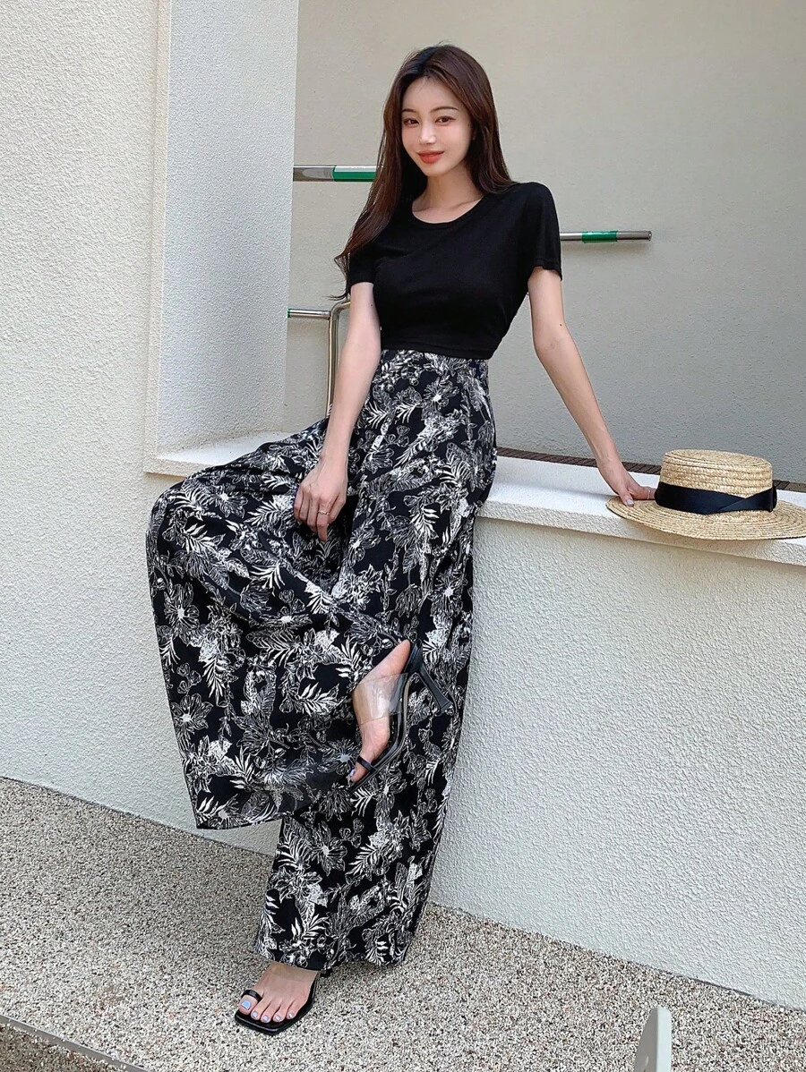 DAZY 纯色T恤和热带印花阔腿裤，女士两件套家居服套装 - 黑色 - 查看 1