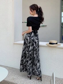 DAZY 纯色T恤和热带印花阔腿裤，女士两件套家居服套装 - 黑色 - 查看 2