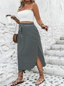 SHEIN LUNE 大碼條紋印花前打結弧形下擺半身裙 - 黑與白 - 查看 3