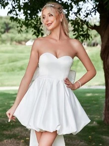 Balloon-Hem Evening Gown With Dramatic Waist Bow Detail – Elegant Formal Bridal Shower Dress For Red Carpet Galas, Black-Tie Wedding Receptions, Luxury Charity Balls,Bride