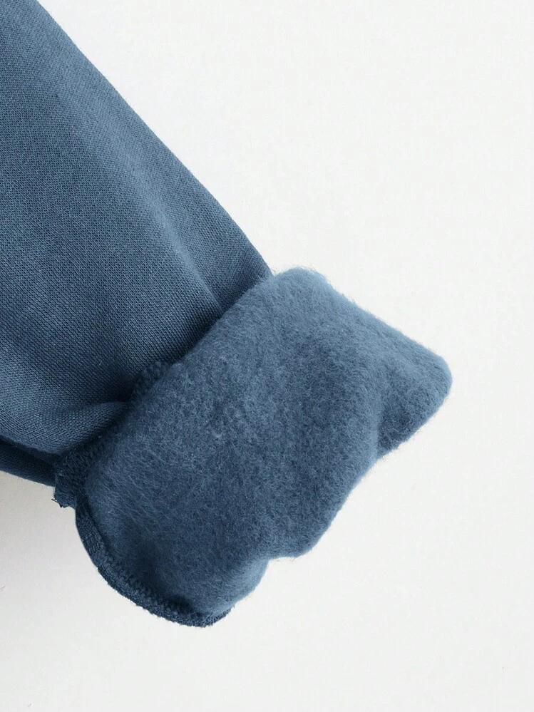 SHEIN Sudadera Térmica Con Capucha Con Bolsillo Canguro, Gráficos De Lettering Para Niños Jóvenes - Azul Marino - Ver 5