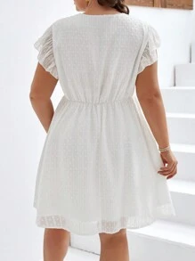 SHEIN Frenchy 大碼圓點荷葉邊連衣裙 - 白色 - 查看 2