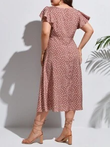 SHEIN Frenchy 大碼碎花蝴蝶袖高衩洋裝 - 藕粉色 - 查看 2